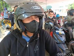 Kala Pemudik Motor Bawa Durian hingga Duku Kembali ke Perantauan