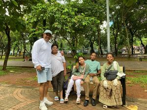 Cerita WN Timor Leste Libur Lebaran di Monas demi Lihat Pemandangan Jakarta