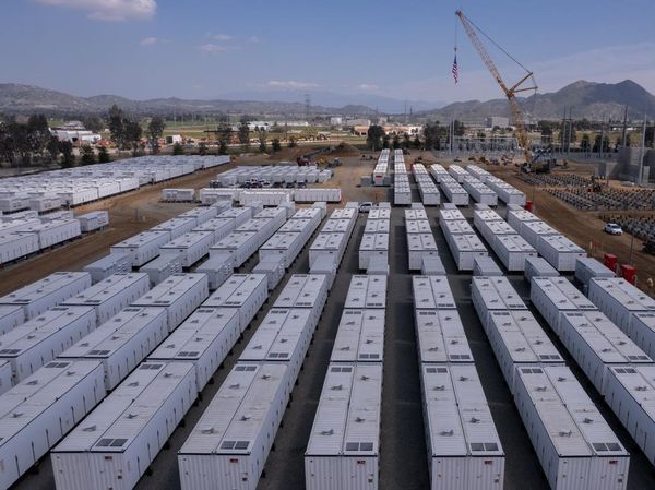 California AS Bangun Pabrik Baterai Terbesar di Dunia, Begini Progresnya