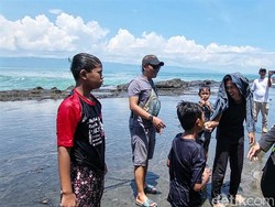 8 Nyawa Terselamatkan dari Kecelakaan Laut di Sukabumi