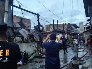 3 Rumah di Pinrang Terbakar Diduga Akibat Korsleting, Kerugian Rp 170 Juta
