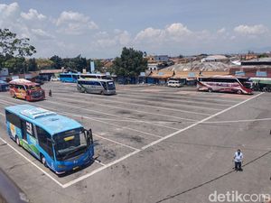 Hitung Mundur Penutupan Terminal Cicaheum Bandung Hitung Mundur Penutupan Terminal Cicaheum Bandung