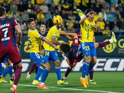 Joao Felix Akrobat Lagi di Kandang Cadiz