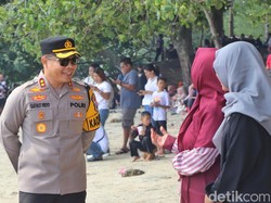 Kapolres Trenggalek Cek Pengamanan Wisata Pantai Selatan Saat Libur Lebaran