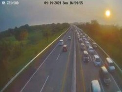 Kecelakaan Beruntun di KM 723, Arus Balik Tol Mojokerto-Surabaya Merambat