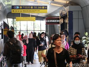 H+4 Lebaran, Stasiun Bandung Dipadati Pemudik Balik