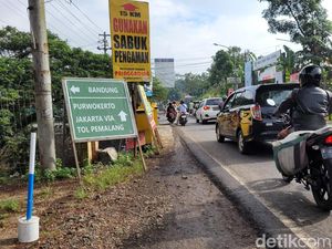 Ajibarang-Bumiayu Macet, Arus Balik ke Jakarta Diminta Lewat 2 Jalur Ini Ajibarang-Bumiayu Macet, Arus Balik ke Jakarta Diminta Lewat 2 Jalur Ini