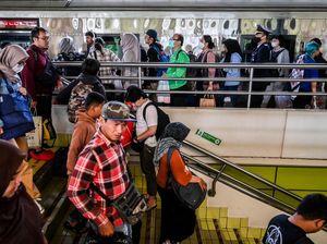 H+4 Lebaran, 33 Ribu Pemudik Tinggalkan Stasiun Gambir dan Pasar Senen H+4 Lebaran, 33 Ribu Pemudik Tinggalkan Stasiun Gambir dan Pasar Senen