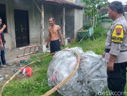 Balon Udara Jatuh di Klaten Bikin Jalanan Macet