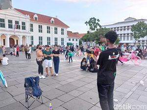 Cerita 3 Pemuda Jadi Fotografer Keliling di Kota Tua untuk Biaya Kuliah Cerita 3 Pemuda Jadi Fotografer Keliling di Kota Tua untuk Biaya Kuliah