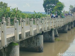 Akses Utama Rusak, Jembatan Darurat Bakal Dibangun di Pantai Trisik Kulon Progo