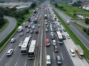 Libur Panjang, Beberapa Titik Tol Jakarta Arah Cikampek Mulai Macet! Libur Panjang, Beberapa Titik Tol Jakarta Arah Cikampek Mulai Macet!