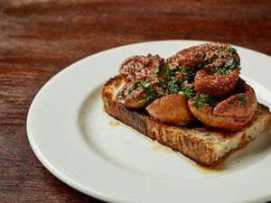 Nyeleneh! 5 Menu Sarapan Ini Pakai Ginjal Domba hingga Otak Kambing Nyeleneh! 5 Menu Sarapan Ini Pakai Ginjal Domba hingga Otak Kambing