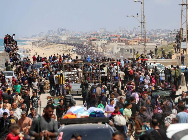 Potret Ribuan Warga Palestina Berusaha Kembali ke Gaza Utara