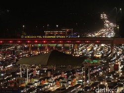 Video: Gerbang Tol Cikatama Padat, 1,1 Juta Pemudik Sudah Tinggalkan Jabodetabek