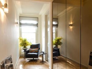 Tempat yang Tepat dan Kurang Cocok Ada Cermin di Rumah Menurut Feng Shui