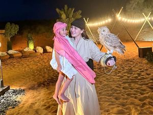 7 Potret Shandy Aulia Liburan ke Dubai Sambil Momong Anak, Cantik Bersorban