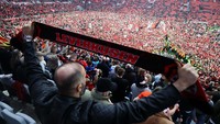 Ini sekaligus menjadi titel Bundesliga pertama untuk Leverkusen. Dan mereka meraihnya dengan cara yang istimewa. Leverkusen juara tanpa kekalahan setelah menjalani 29 pekan. Pasukan Xabi Alonso memetik 25 kemenangan dan empat kali berimbang.