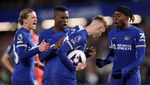 Detik-detik Pemain Chelsea Berebut Penalti