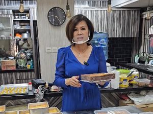 Ci Mehong Marahi Netizen yang Sering Nyinyir Makanan Jualannya