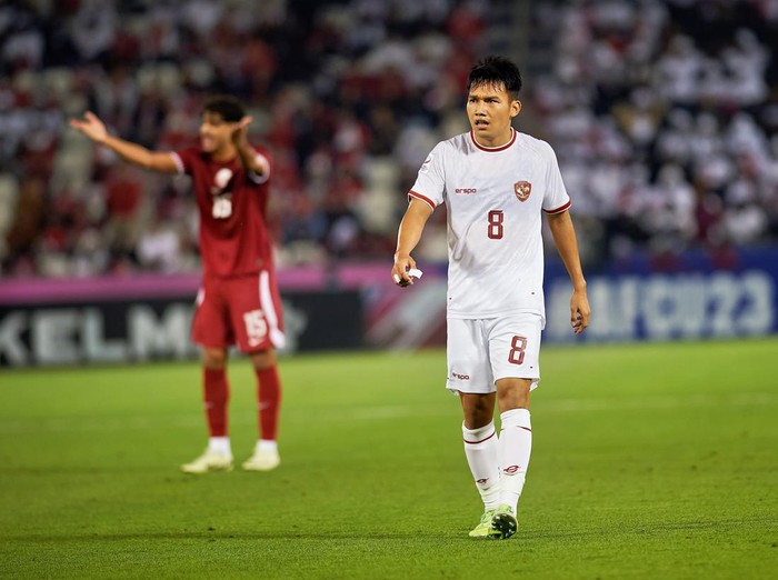 Indonesia menghadapi Qatar di partai penyisihan Grup A Piala Asia U-23 2024. Bermain di Stadion Jassim Bin Hamad, Senin (15/4), Indonesia tumbang 2-0.