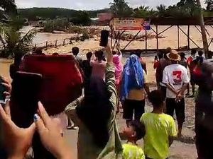 Muratara Diterjang Banjir Lagi, 2 Jembatan Gantung Putus