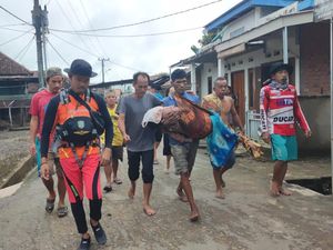 Bocah Afifah Hilang Tenggelam di Sungai Kikim Lahat Ditemukan Tewas Bocah Afifah Hilang Tenggelam di Sungai Kikim Lahat Ditemukan Tewas