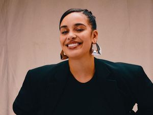Ini Alasan Kamu Harus dengar Karya Jorja Smith Ini Alasan Kamu Harus dengar Karya Jorja Smith