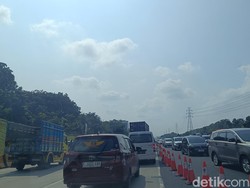Cuti Lebaran Berakhir, Tol Japek Arah Cikampek Padat Pagi Ini