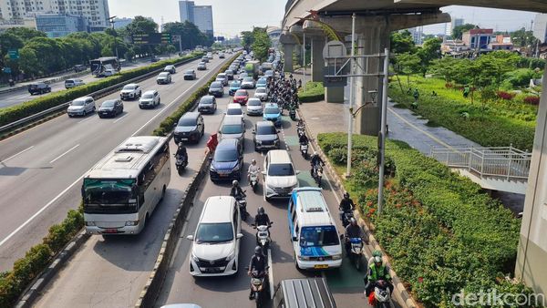 Libur Lebaran Selesai, Macet Kembali Menyapa Jakarta