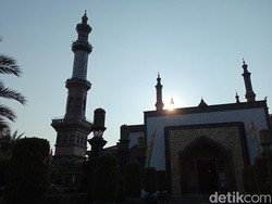 Jadwal Sholat Kota Cirebon Hari Ini, Selasa 17 Desember 2024