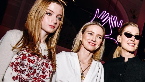 7 Foto Naomi Watts dan Anaknya yang Jarang Tersorot, Gendernya Bikin Bingung