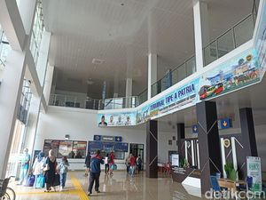 Arus Balik Lebaran, 4 Ribu Penumpang Berangkat dari Terminal Patria Blitar Arus Balik Lebaran, 4 Ribu Penumpang Berangkat dari Terminal Patria Blitar