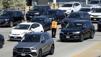 Saat Bandara Tersibuk di AS Macet Parah Akibat Demo