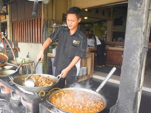 Dibantu BRI, Sate Klathak Pak Pong Kini Jadi Legenda Kuliner di Yogya