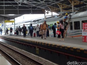 H+6 Lebaran, Jumlah Penumpang KA di Daop 3 Cirebon Masih Ramai