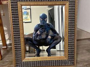 Tingkah Kocak Penjual Cermin di Online, Effort Banget