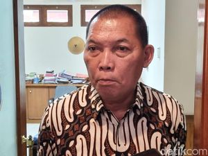 Kagetnya Teguh Diduetkan dengan Bambang Gage oleh PDIP di Pilkada Solo Kagetnya Teguh Diduetkan dengan Bambang Gage oleh PDIP di Pilkada Solo
