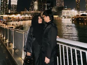 7 Foto Mesra Atta Halilintar dan Aurel Rayakan Anniversary ke-3 di Dubai
