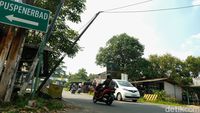 Awas Gaes, Ada Tiang Miring di Pondok Cabe Tangsel