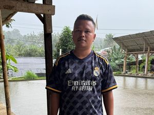 Eks Sopir Angkot Menjaring Untung dari Pemancingan, Omzetnya Rp 150 Juta/Bulan Eks Sopir Angkot Menjaring Untung dari Pemancingan, Omzetnya Rp 150 Juta/Bulan