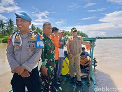 Banjir Hanyutkan Rumah Walet di Pinrang Dipicu Tanggul Sungai Roboh