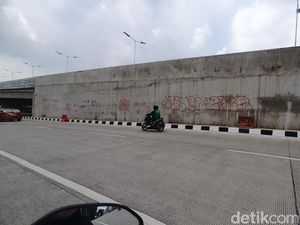Belum Selesai Dibangun, Flyover Sekip Sudah Dikotori Aksi Vandalisme Belum Selesai Dibangun, Flyover Sekip Sudah Dikotori Aksi Vandalisme