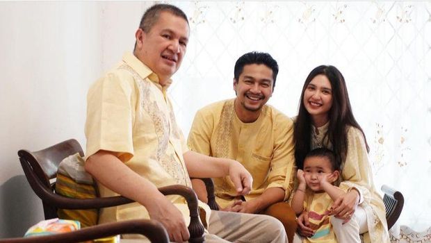 Deva Mahenra & Mikha Tambayong