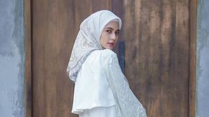 Gaya Berhijab Paula Verhoeven Istri Baim Wong yang Tuai Pujian