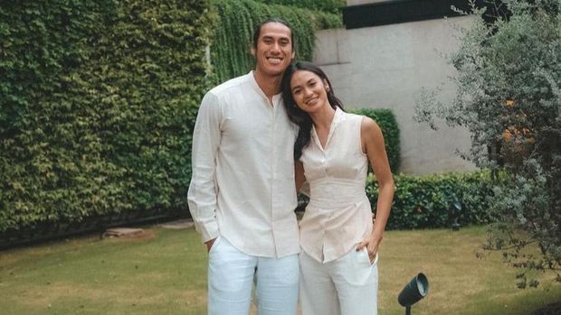 Hana Malasan dan Sean Gelael