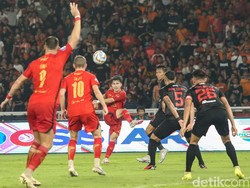 Kebuntuan akhirnya pecah di menit ke-79. Marko Simic mencatatkan namanya di papan skor.