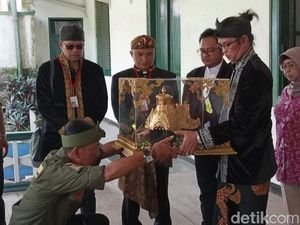 Makna Kirab Mahkota Binokasih Bagi Tatar Galuh Ciamis
