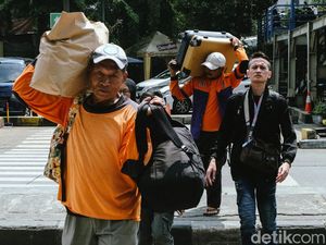 Hantu Urbanisasi Tak Menakutkan Lagi Hantu Urbanisasi Tak Menakutkan Lagi