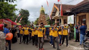 Meriahnya Tradisi Lebaran Ketupat di Durenan Trenggalek